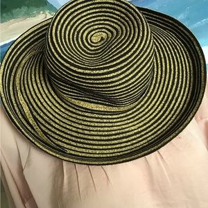 San Diego Hat Company beautiful Dunhat,black n golden color woven with trim,